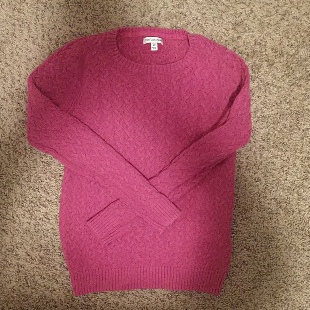 Fuchsia sweater